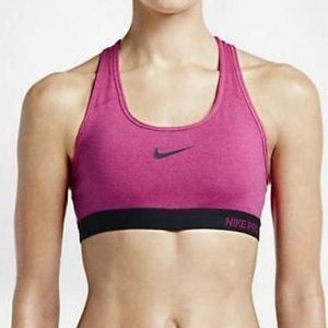 NWT Nike Pro sports Bra